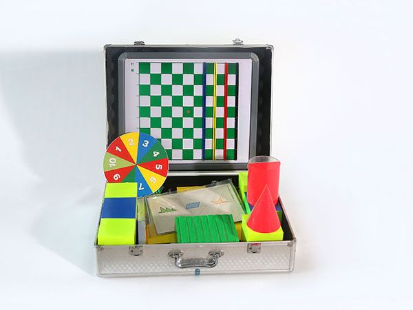 低年級(jí)磁性教具