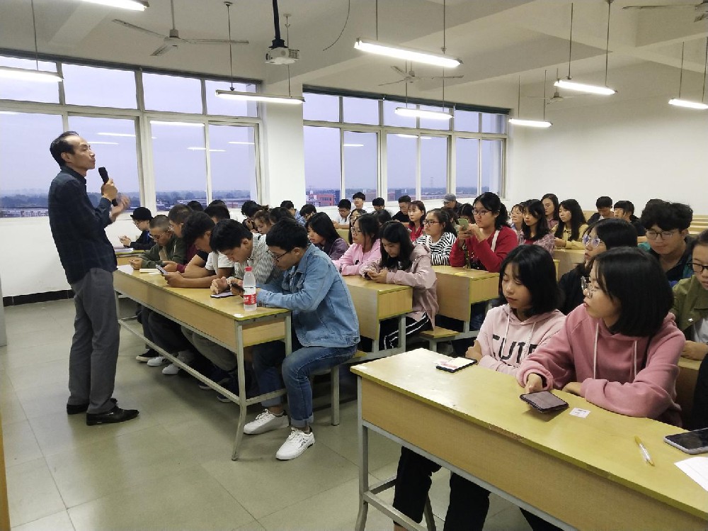 淮北市“三個課堂”信息化建設(shè)提速